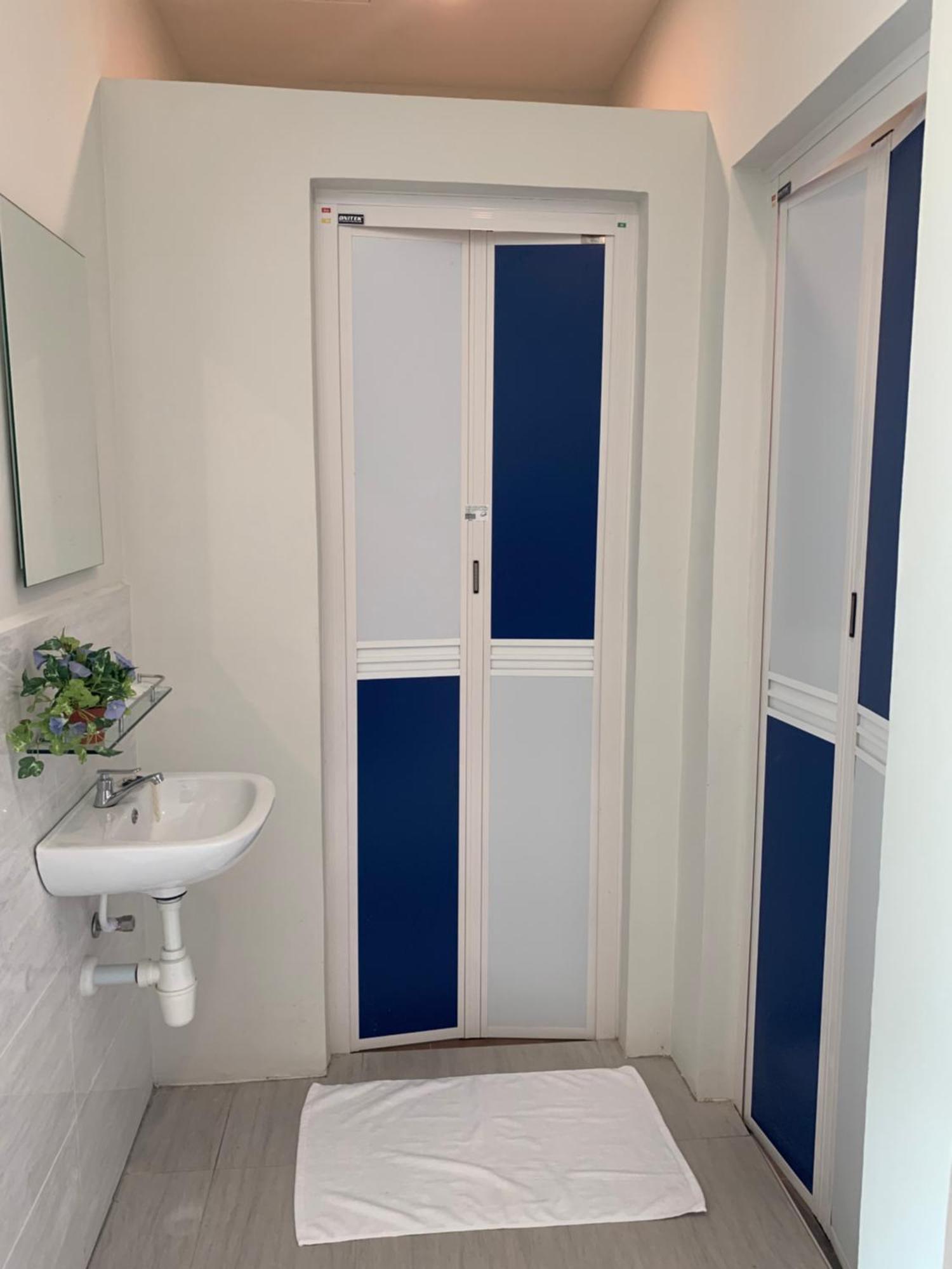 The Sassy House Hostel Пантай Ченанг Екстериор снимка