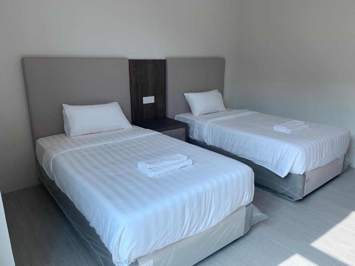The Sassy House Hostel Пантай Ченанг Екстериор снимка